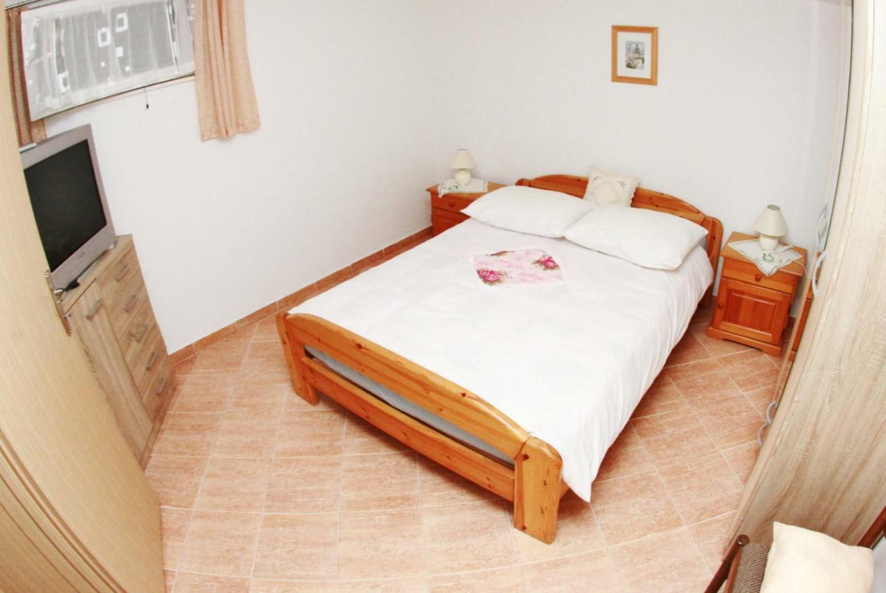 Raos Iva Apartment Trogir Exterior foto