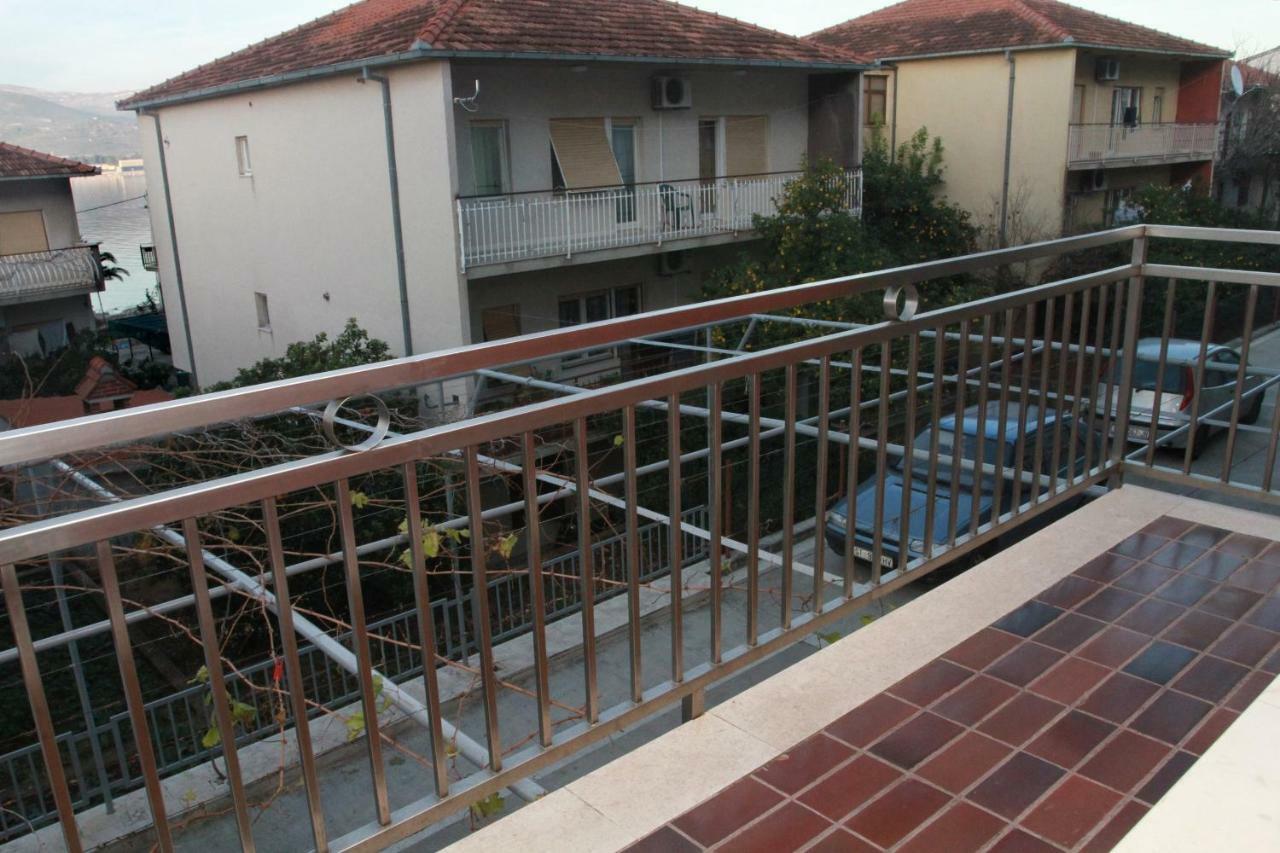 Raos Iva Apartment Trogir Exterior foto