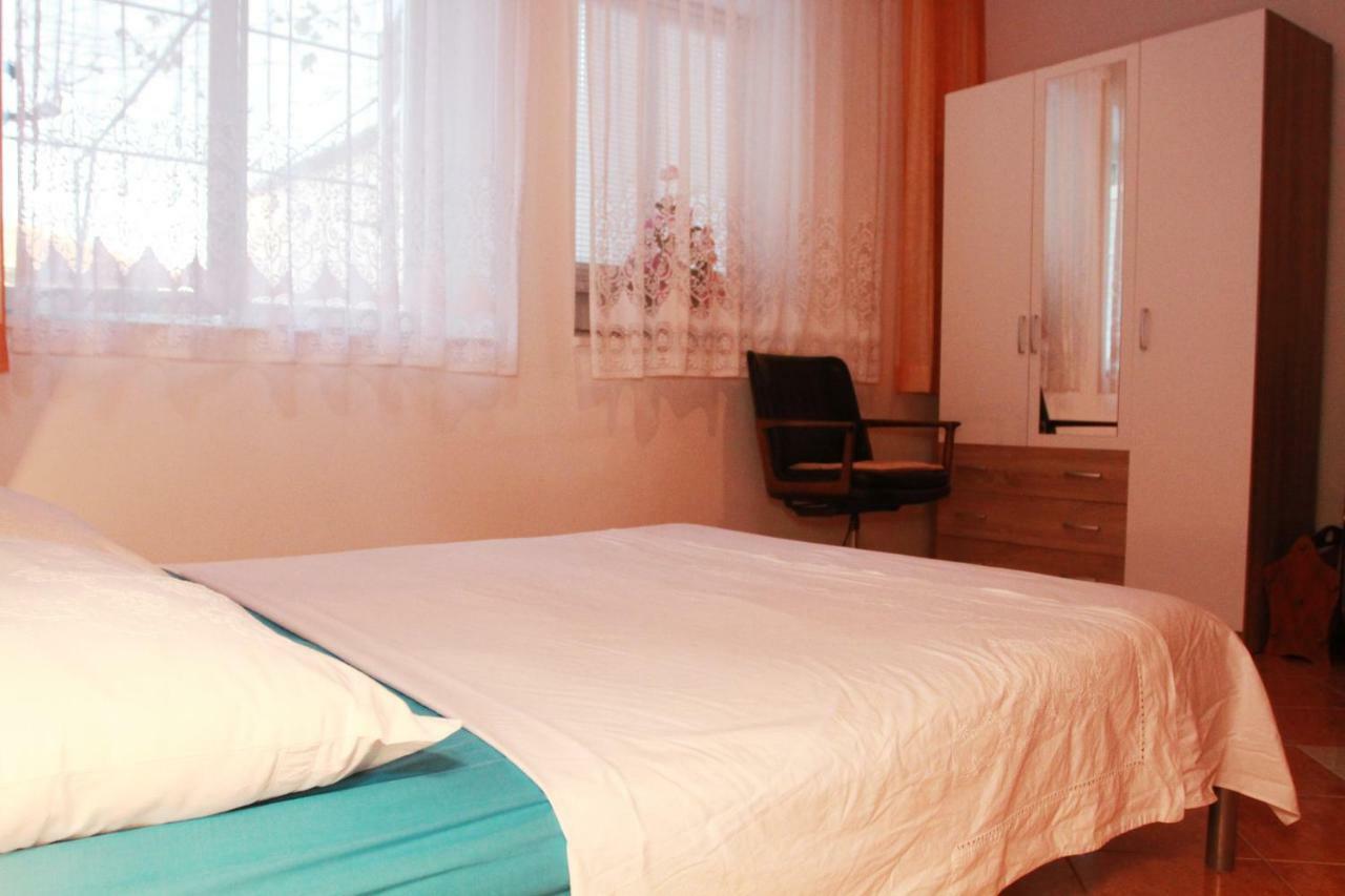Raos Iva Apartment Trogir Exterior foto
